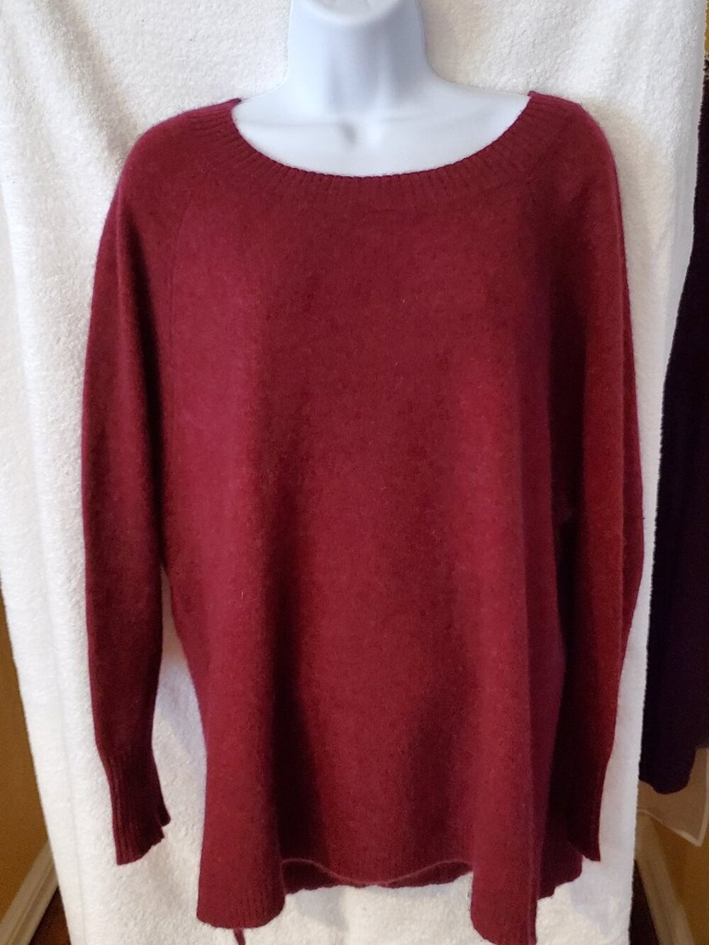 Wide neckline 14th & Union women’s burgundy cashmere tunic sweater sz 1x